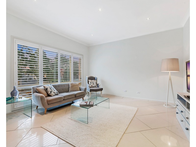 2 Hyatt Close, Rouse Hill NSW 2155