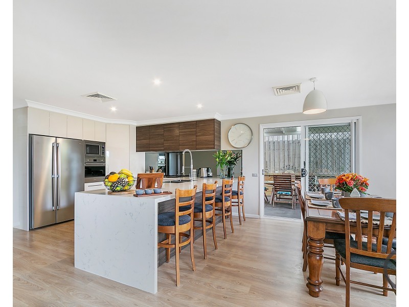 9 Drysdale Circuit, Beaumont Hills NSW 2155