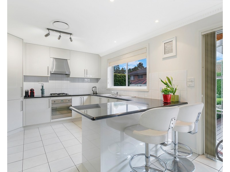 6 Morgan Place, Beaumont Hills NSW 2155