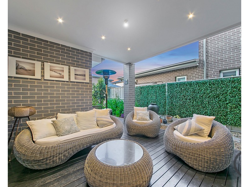 10 Lodore Street, The Ponds NSW 2769