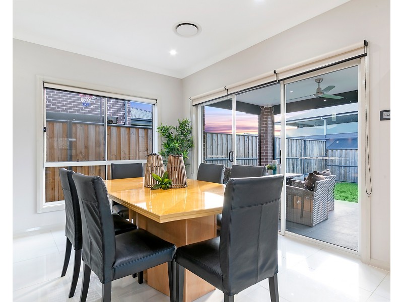 31 Tomah Crescent, The Ponds NSW 2769