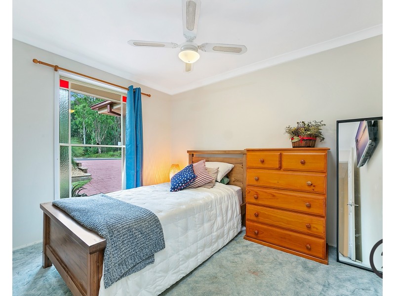 54 Brampton Drive, Beaumont Hills NSW 2155