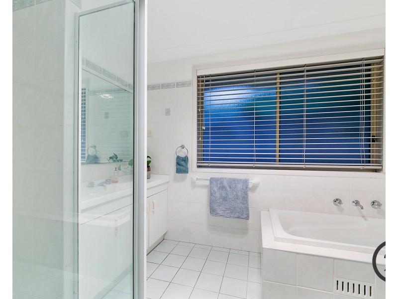 54 Brampton Drive, Beaumont Hills NSW 2155