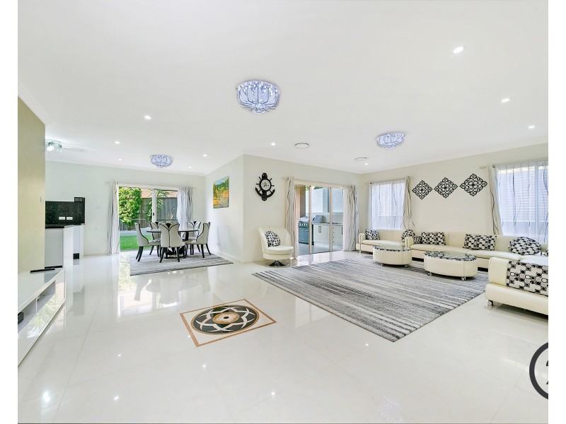 1 Falabella Street, Beaumont Hills NSW 2155