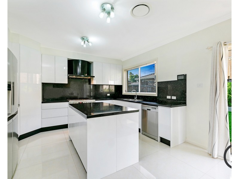 1 Falabella Street, Beaumont Hills NSW 2155