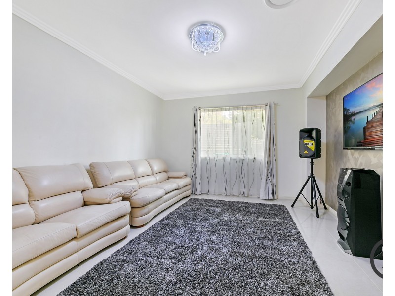 1 Falabella Street, Beaumont Hills NSW 2155