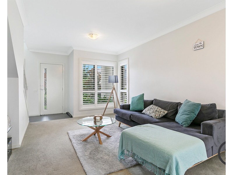 43 Lookout Circuit, Stanhope Gardens NSW 2768
