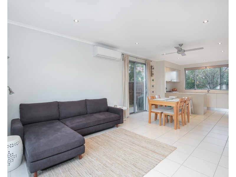 34 Caddies Boulevard, Rouse Hill NSW 2155