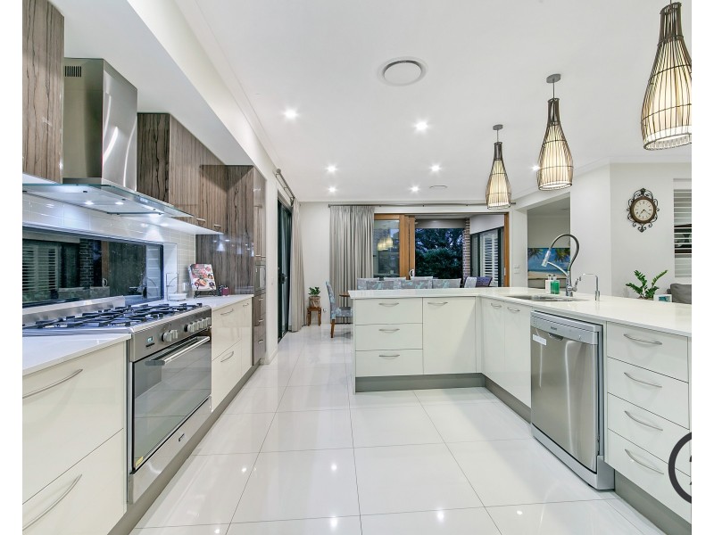 10 Lusitano Street, Beaumont Hills NSW 2155