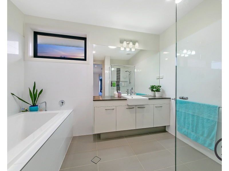 10 Lusitano Street, Beaumont Hills NSW 2155