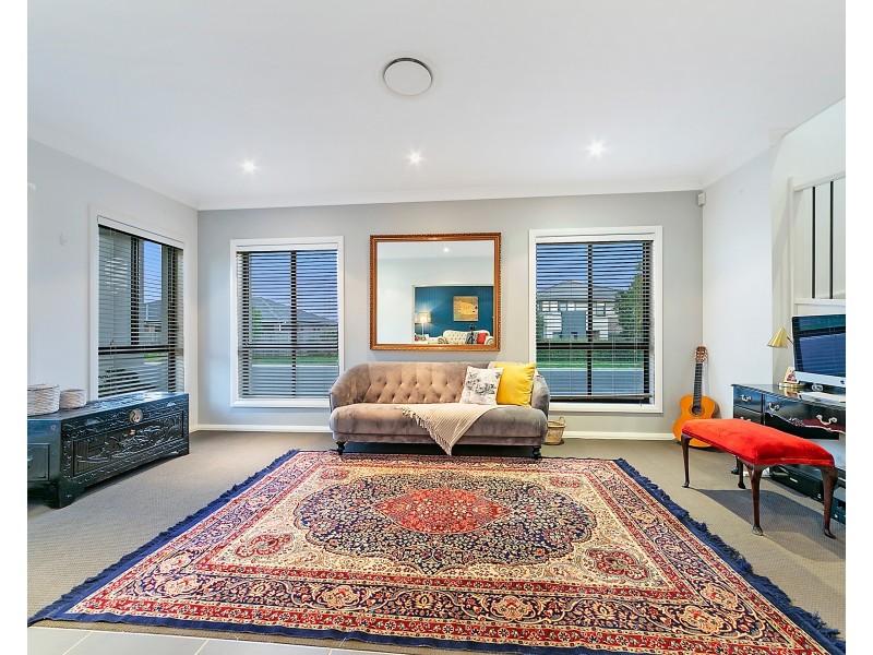 1 Marsh Street, The Ponds NSW 2769