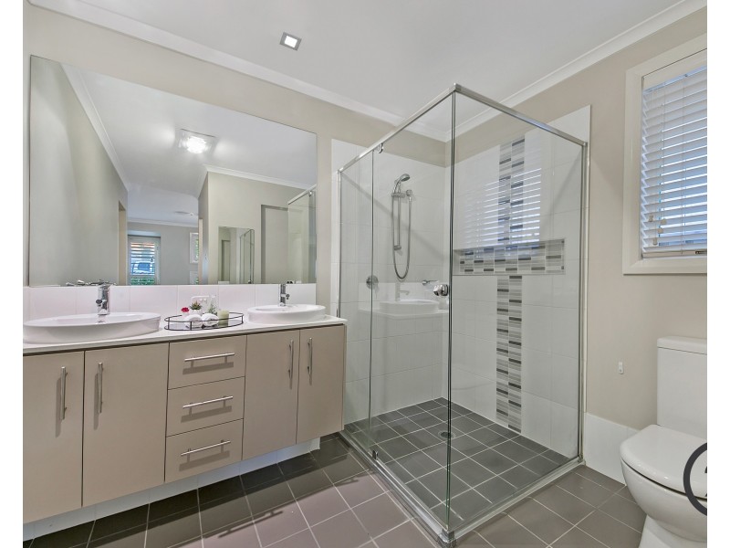 7 Hadley Circuit, Beaumont Hills NSW 2155