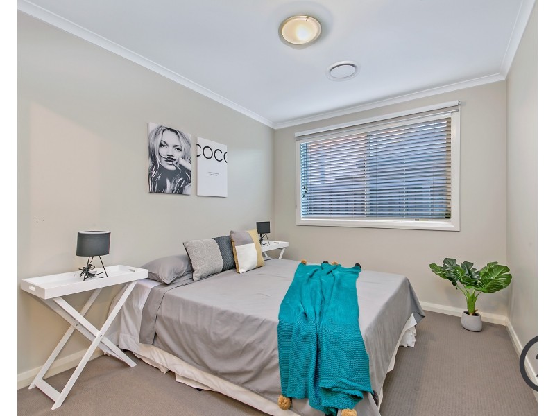 7 Hadley Circuit, Beaumont Hills NSW 2155