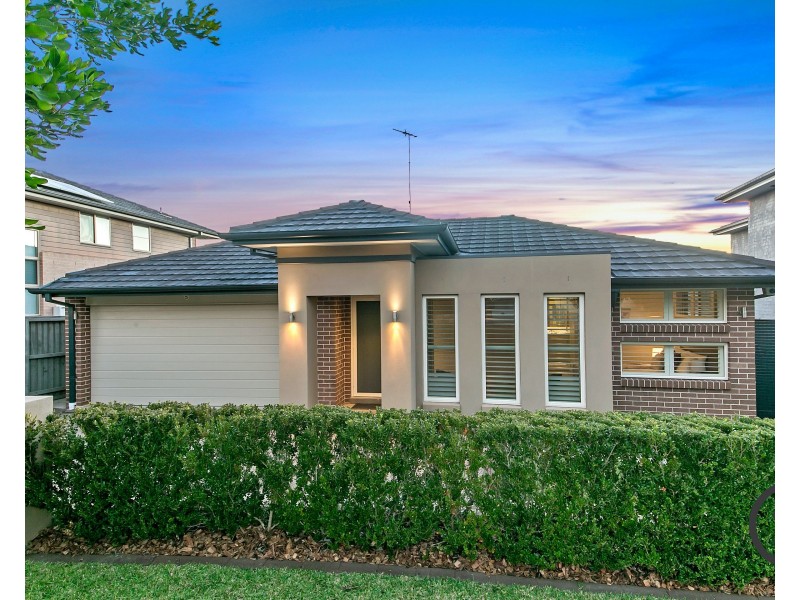 7 Hadley Circuit, Beaumont Hills NSW 2155