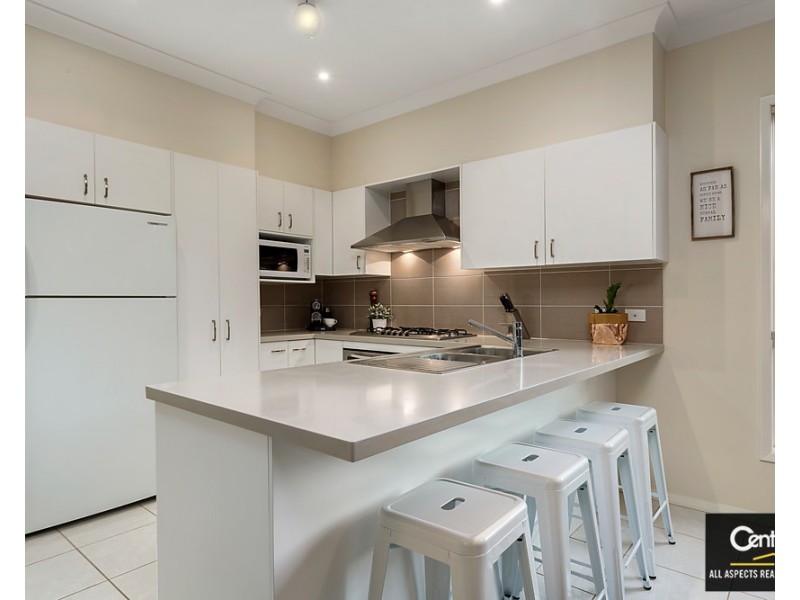 1 Pebble Crescent, The Ponds NSW 2769