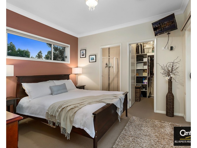 1 Pebble Crescent, The Ponds NSW 2769