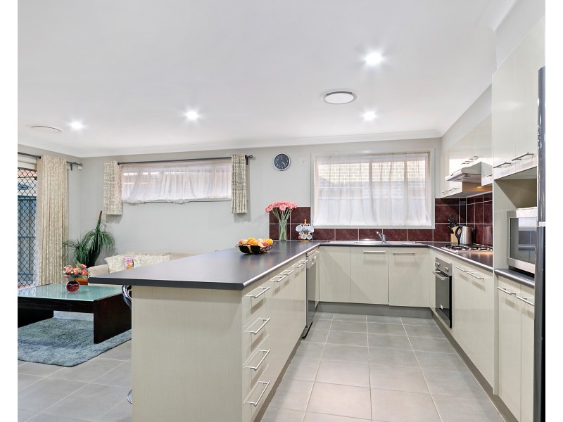 126 Greenview Parade, The Ponds NSW 2769