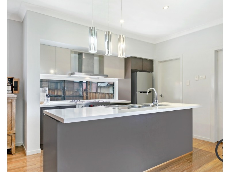 12 Bridgewood Drive, Beaumont Hills NSW 2155