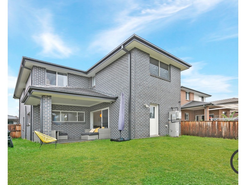 12 Bridgewood Drive, Beaumont Hills NSW 2155