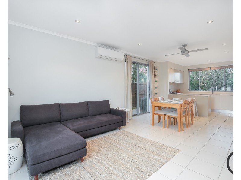 34 Caddies Boulevard, Rouse Hill NSW 2155