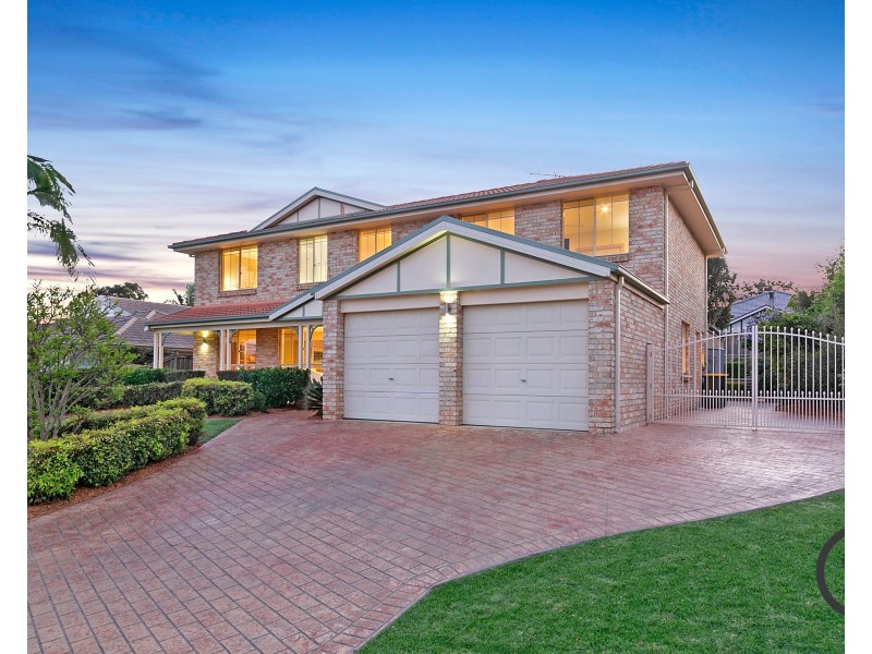 8 Eugenes Glen, Beaumont Hills NSW 2155