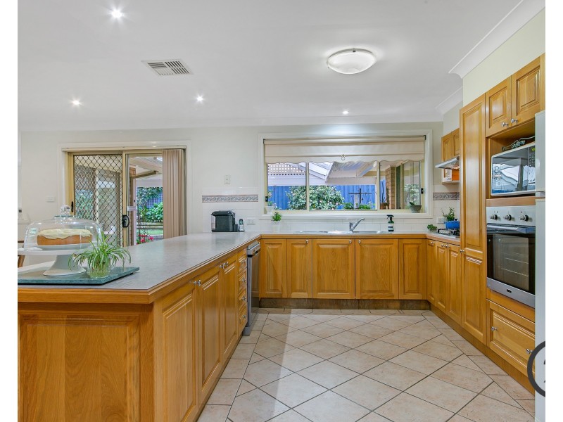5 Lilly Pilly Place, Beaumont Hills NSW 2155