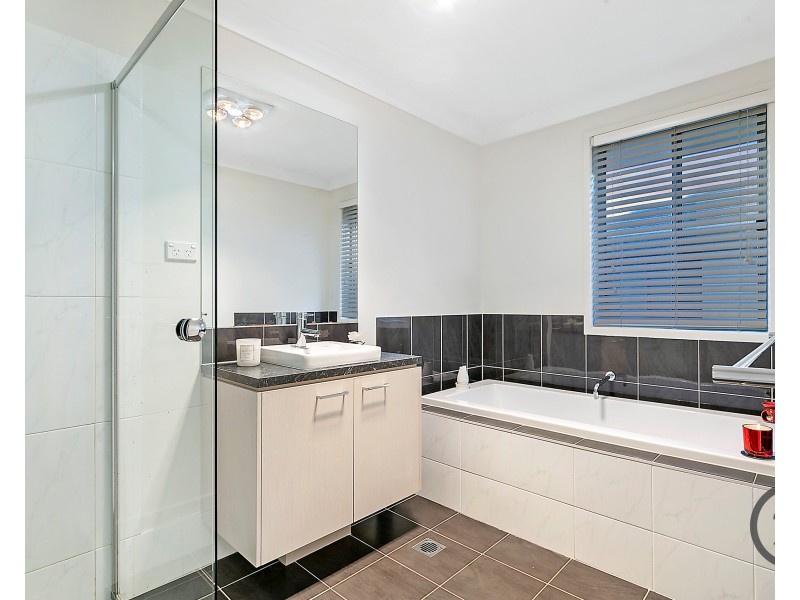 15 Reach Street, The Ponds NSW 2769