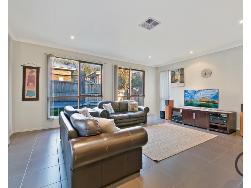 24 Carmargue Street, Beaumont Hills NSW 2155