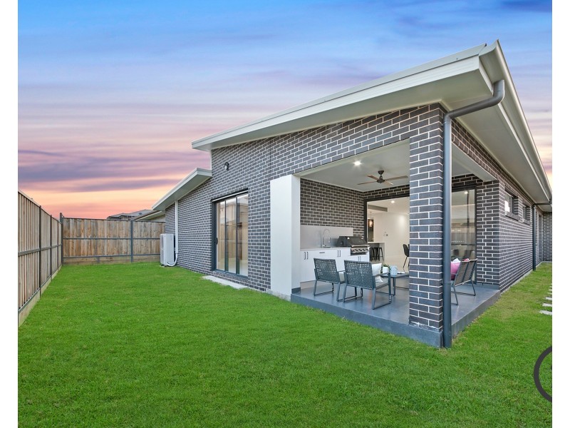 4 Cormo Way, Box Hill NSW 2765