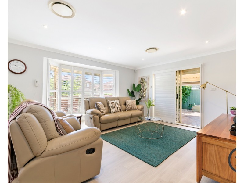 47 Honeyeater Crescent, Beaumont Hills NSW 2155