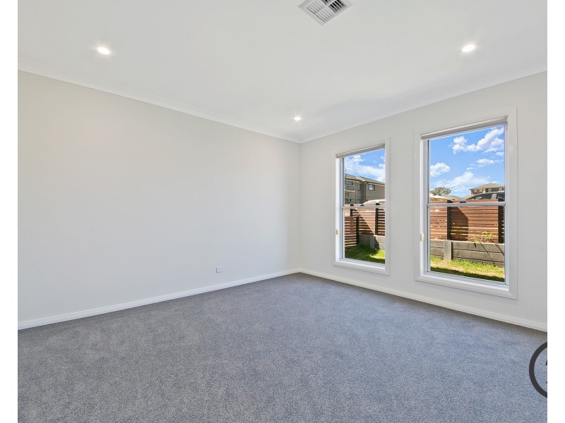 130 Longerenong Avenue, Box Hill NSW 2765