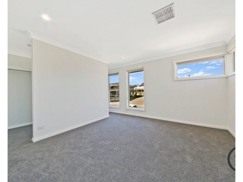 130 Longerenong Avenue, Box Hill NSW 2765