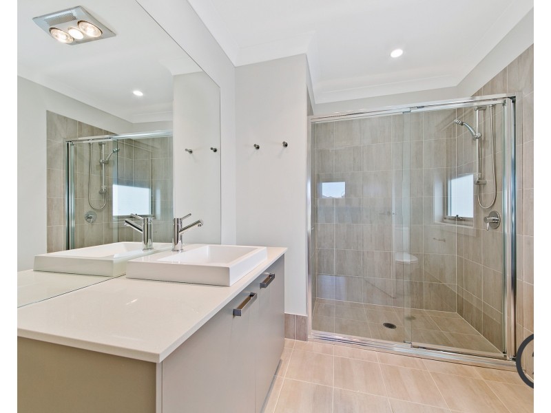 130 Longerenong Avenue, Box Hill NSW 2765