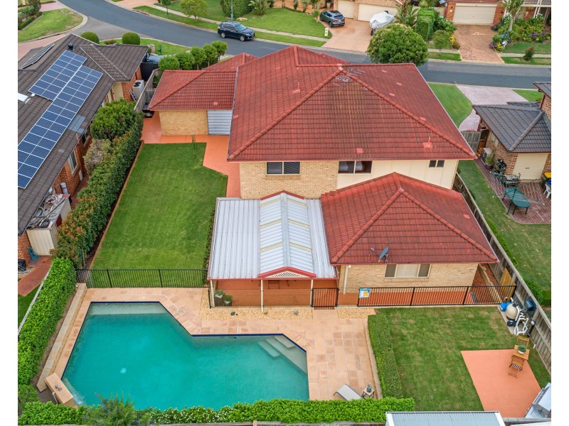 24 Beaumont Drive, Beaumont Hills NSW 2155