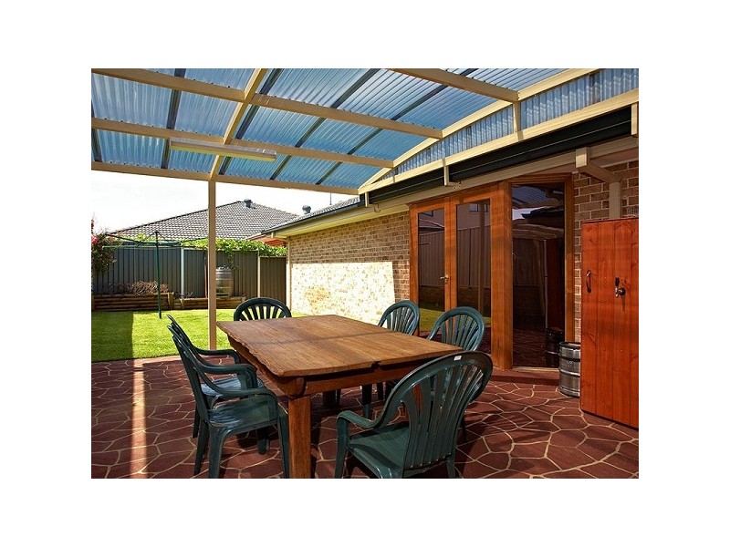 4 Matlock Place, Glenwood NSW 2768