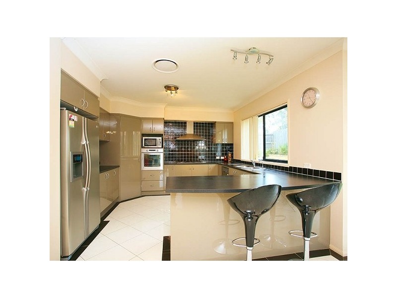 2 Highlands Way, Rouse Hill NSW 2155