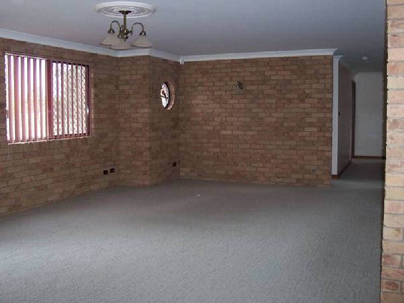 Auburn Vale NSW 2360