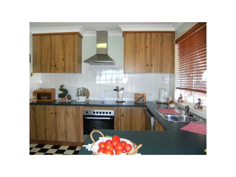 7 JACARANDA CRES, Inverell NSW 2360