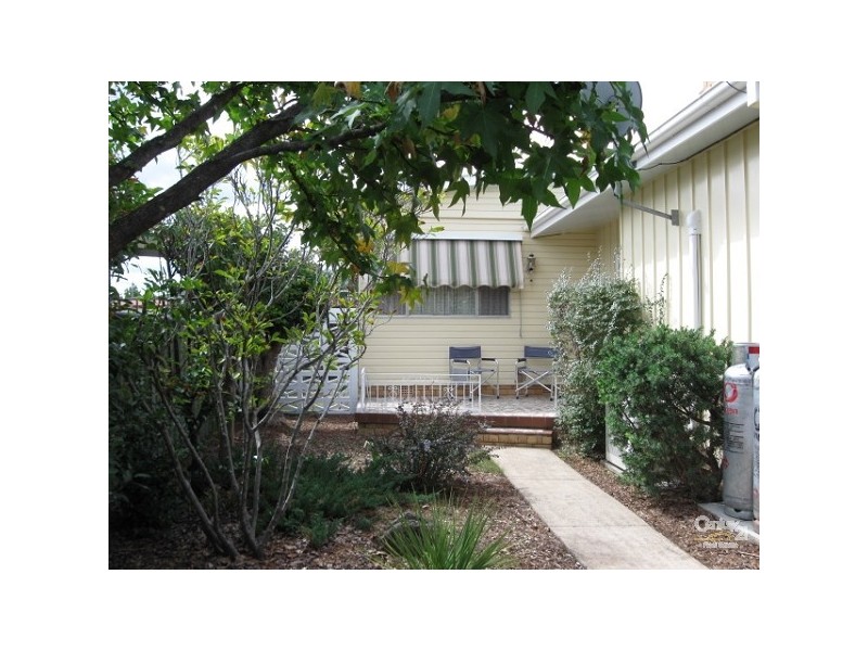 174 GLEN INNES RD, Inverell NSW 2360
