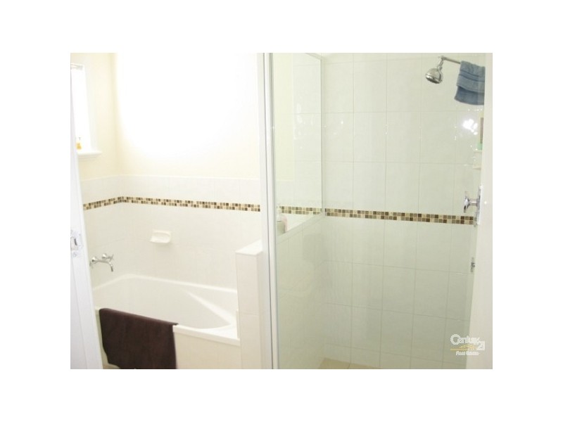 16 CARLYLE  STREET, Inverell NSW 2360