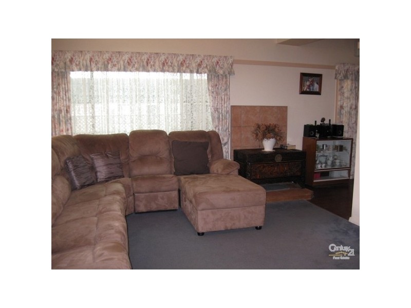 9 COLIN STREET, Inverell NSW 2360