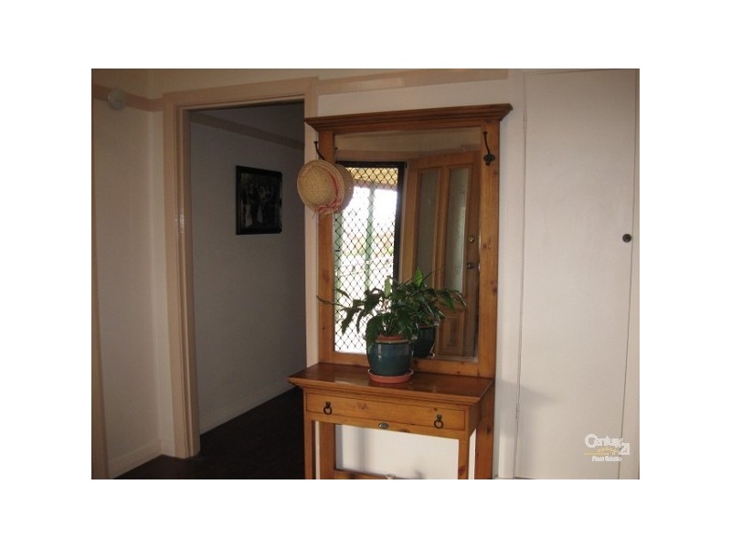 9 COLIN STREET, Inverell NSW 2360