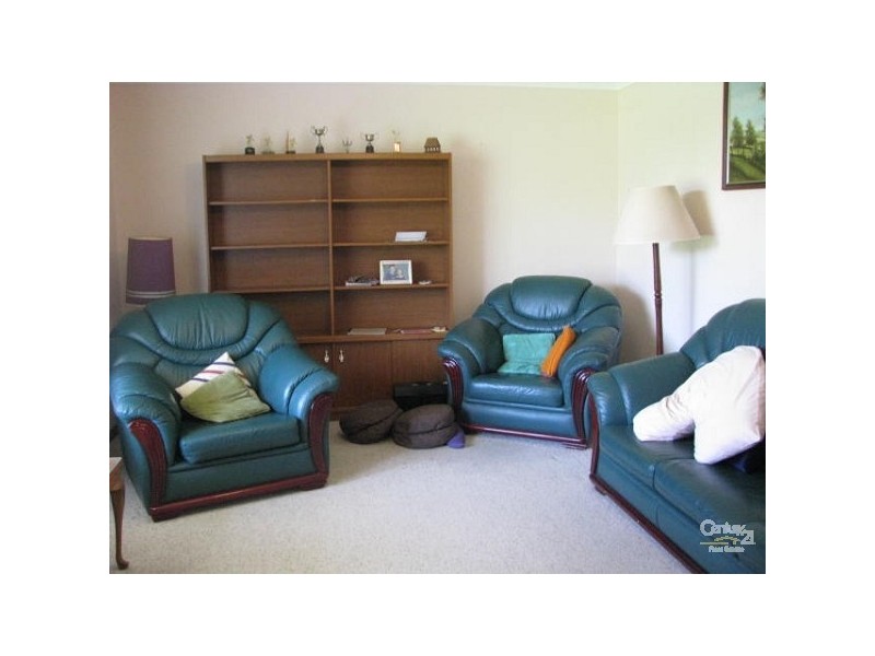 8 ZIRCON STREET, Inverell NSW 2360