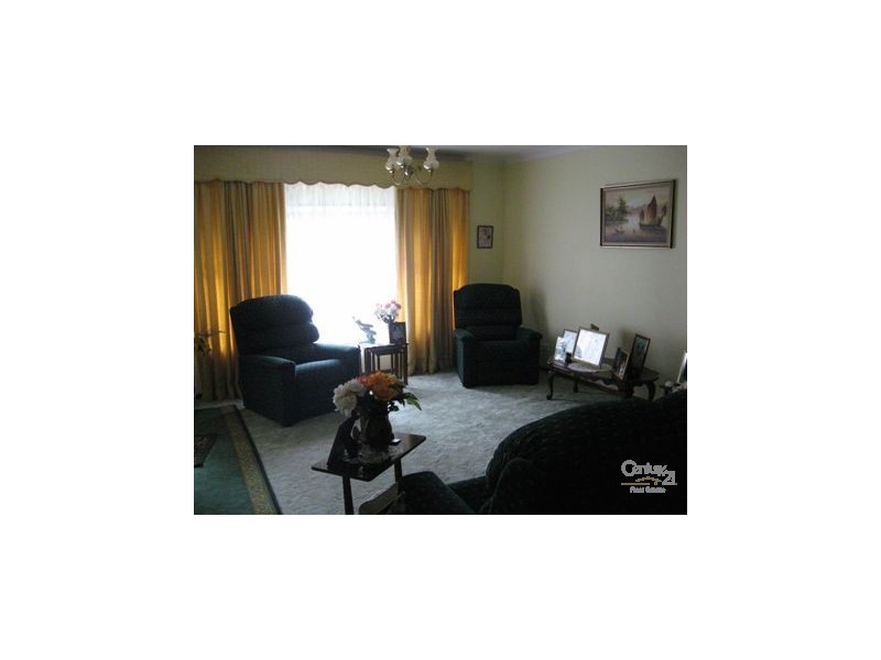 6 Buna Rd, Kanwal NSW 2259