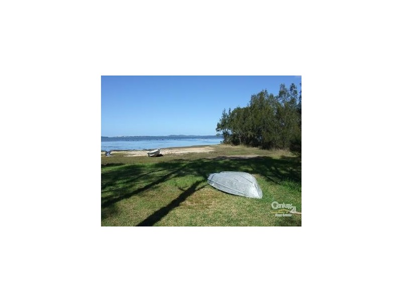 324 Tuggerawong Rd, Tuggerawong NSW 2259