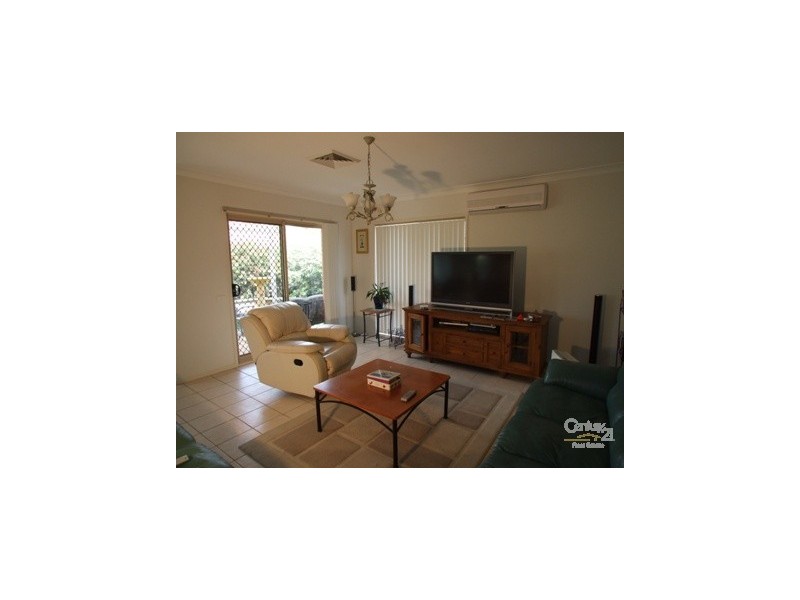 4 Lobelia Pl, Hamlyn Terrace NSW 2259