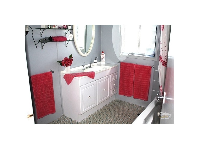 46 Coorabin, Gorokan NSW 2263