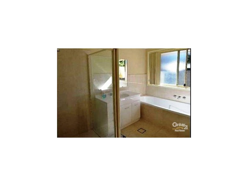 9 Sally Close, Lake Haven NSW 2263