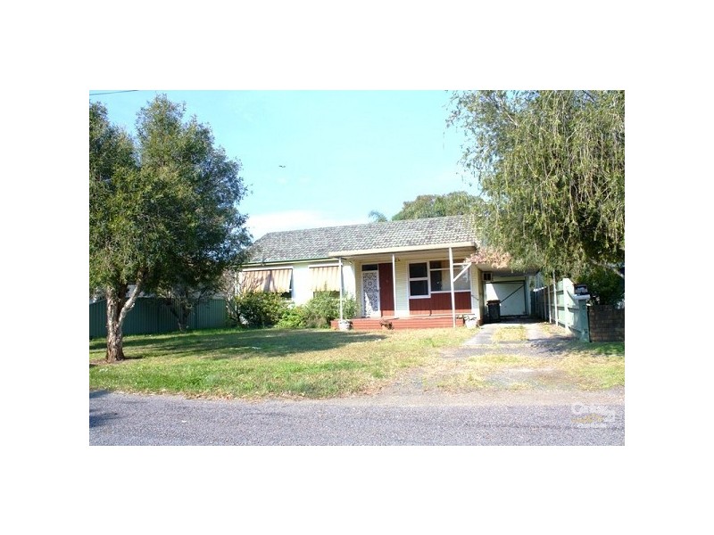 19 Vernon Avenue, Gorokan NSW 2263