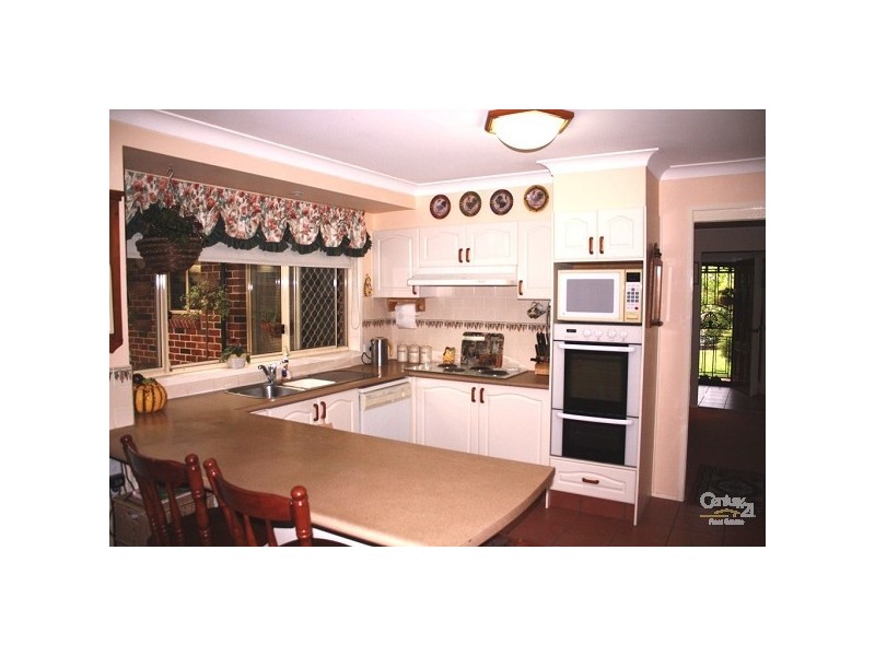 3 Oxford Drive, Lake Haven NSW 2263